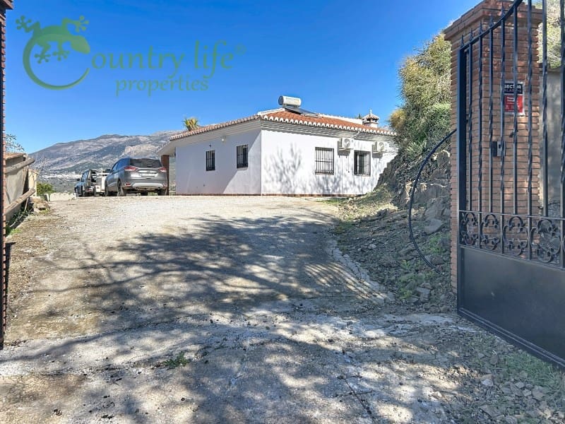 3 Zimmer Villa zu verkaufen in Arenas mit Pool - 420.000 € (Ref: 9851062)