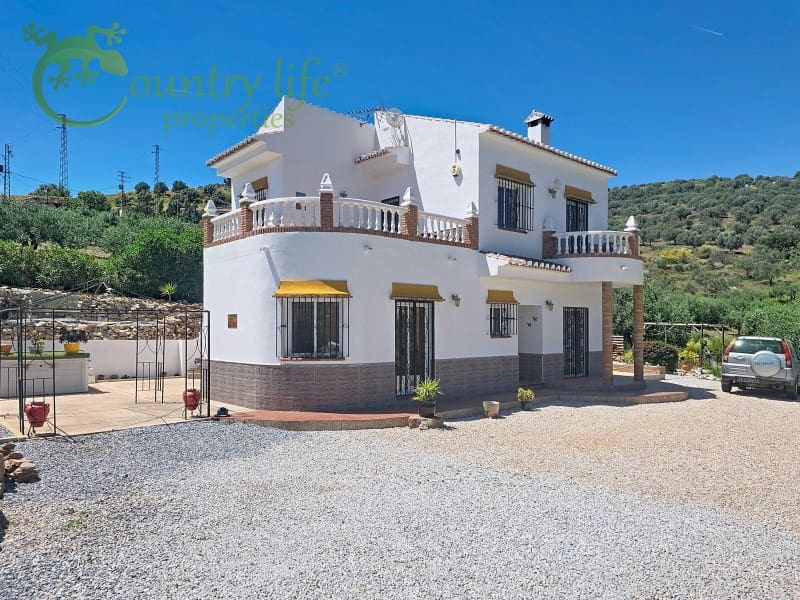 3 bedroom Villa for sale in Alcaucin - € 339,000 (Ref: 9855479)
