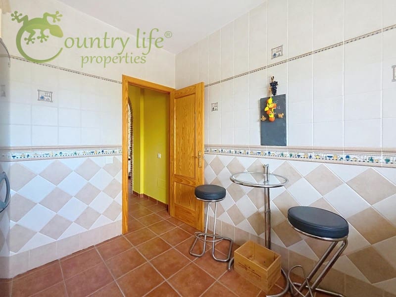 3 bedroom Villa for sale in Alcaucin - € 339,000 (Ref: 9855479)