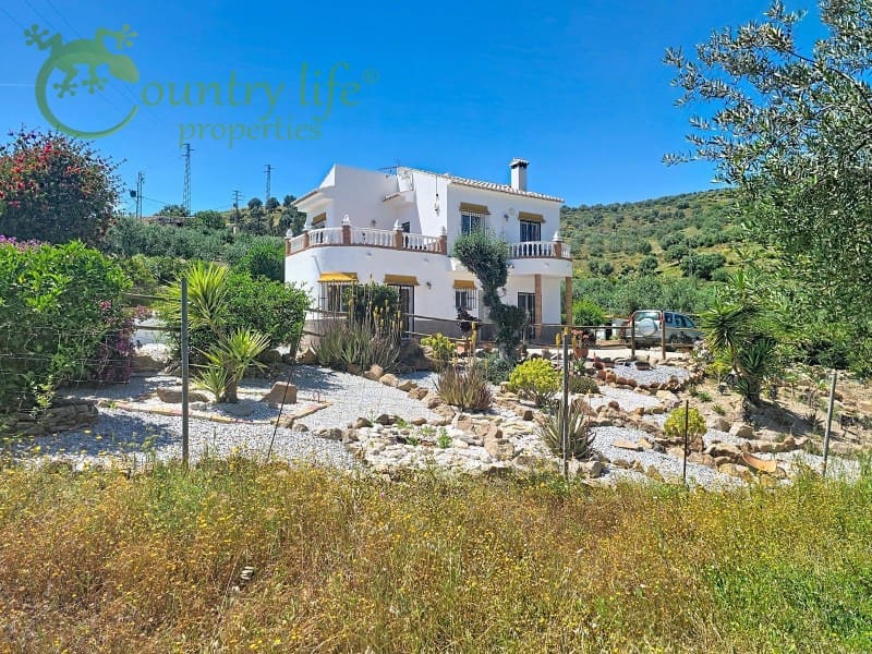 3 bedroom Villa for sale in Alcaucin - € 339,000 (Ref: 9855479)
