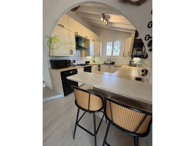 3 soverom Villa til salgs i Cómpeta - € 485 000 (Ref: 9875936)