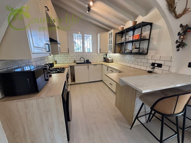 3 soverom Villa til salgs i Competa - € 485 000 (Ref: 9875936)