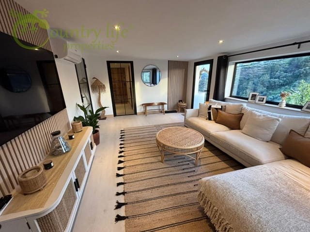 3 soverom Villa til salgs i Cómpeta - € 485 000 (Ref: 9875936)