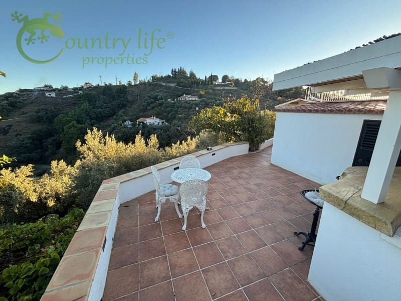 3 soverom Villa til salgs i Competa - € 485 000 (Ref: 9875936)