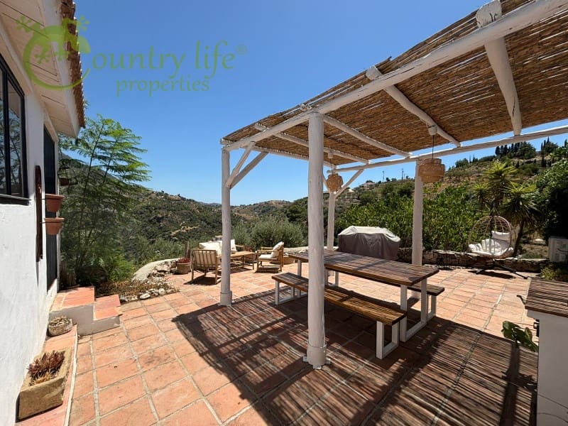 3 soverom Villa til salgs i Competa - € 485 000 (Ref: 9875936)
