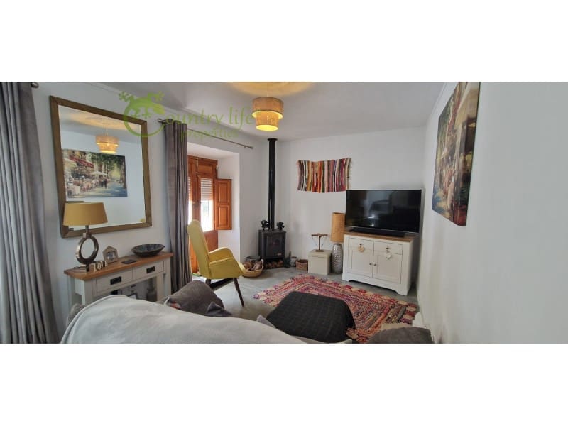 3 bedroom Townhouse for sale in Canillas de Albaida - € 249,500 (Ref: 9880759)
