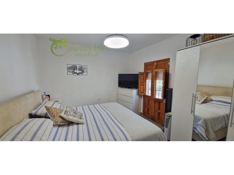 3 bedroom Townhouse for sale in Canillas de Albaida - € 249,500 (Ref: 9880759)