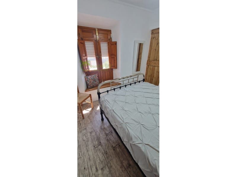 3 bedroom Townhouse for sale in Canillas de Albaida - € 249,500 (Ref: 9880759)