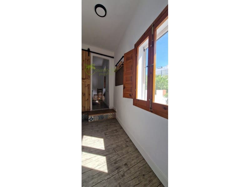 3 bedroom Townhouse for sale in Canillas de Albaida - € 249,500 (Ref: 9880759)