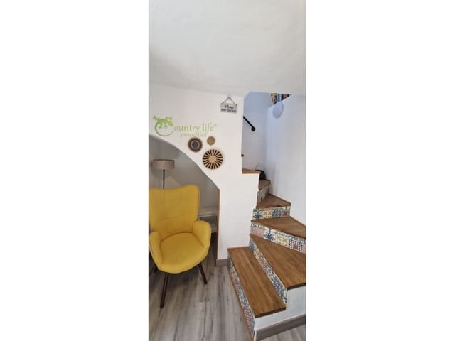 3 bedroom Townhouse for sale in Canillas de Albaida - € 249,500 (Ref: 9880759)