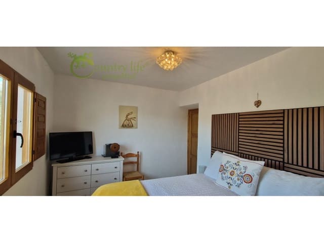 3 bedroom Townhouse for sale in Canillas de Albaida - € 249,500 (Ref: 9880759)