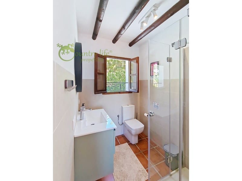 3 soveværelse Finca/Landehus til salg i Canillas de Aceituno - € 499.000 (Ref: 9973000)