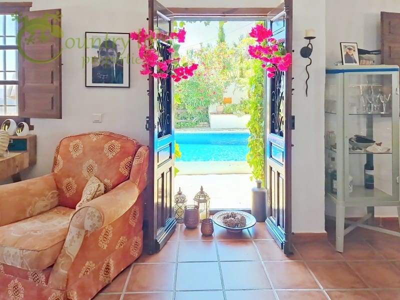 3 soveværelse Finca/Landehus til salg i Canillas de Aceituno - € 499.000 (Ref: 9973000)