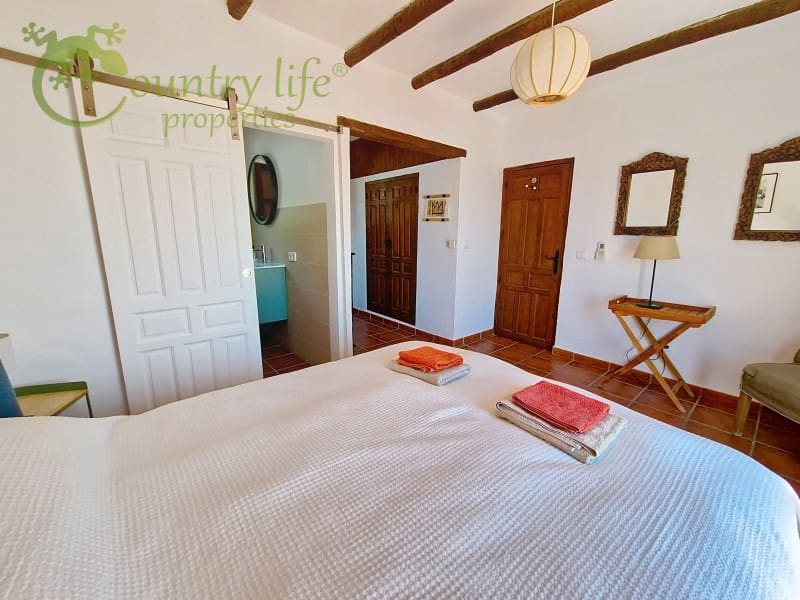 3 soveværelse Finca/Landehus til salg i Canillas de Aceituno - € 499.000 (Ref: 9973000)