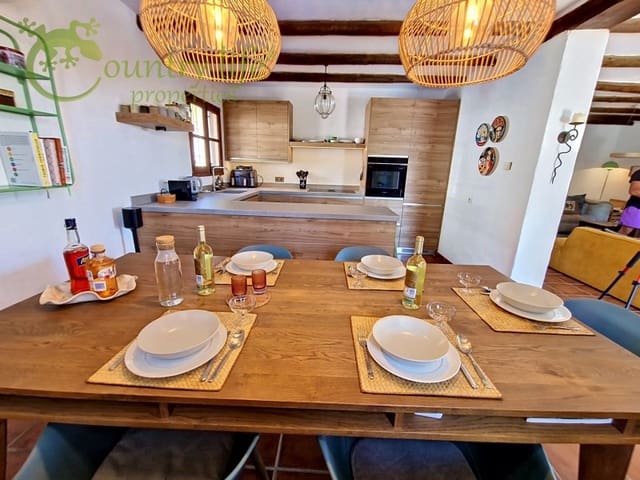 3 soverom Finca/Herregård til salgs i Canillas de Aceituno - € 499 000 (Ref: 9973000)