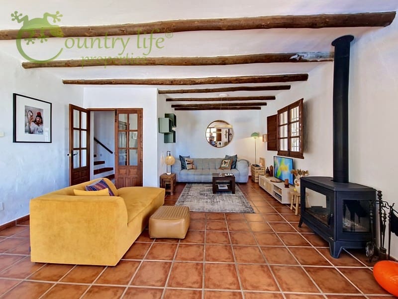 3 soveværelse Finca/Landehus til salg i Canillas de Aceituno - € 499.000 (Ref: 9973000)