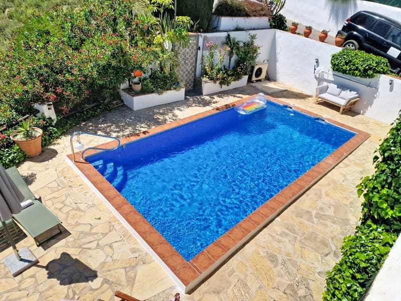 3 soveværelse Finca/Landehus til salg i Canillas de Aceituno - € 499.000 (Ref: 9973000)