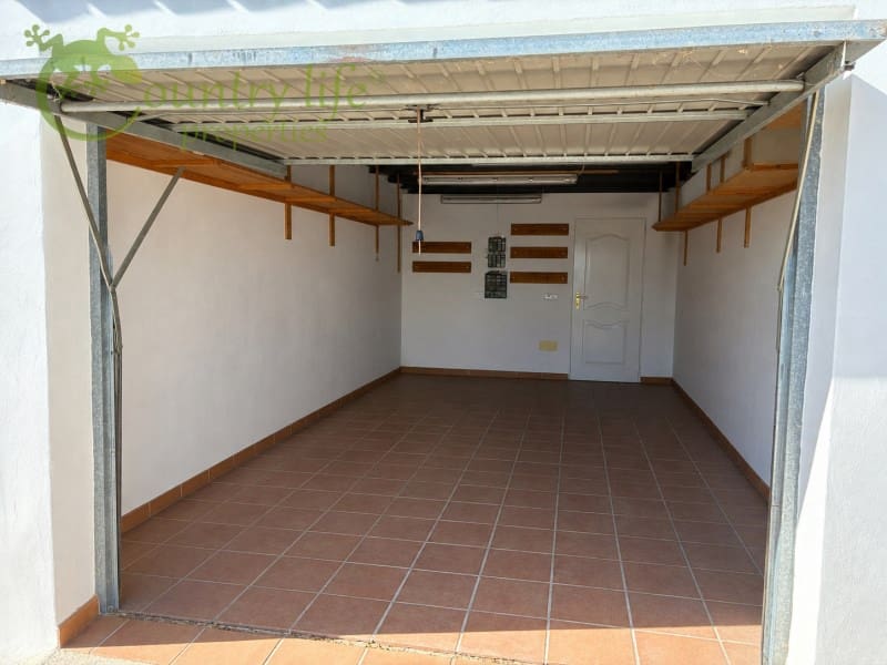 4 sovrum Finca/Hus på landet till salu i Canillas de Aceituno med garage - 345 000 € (Ref: 9999568)