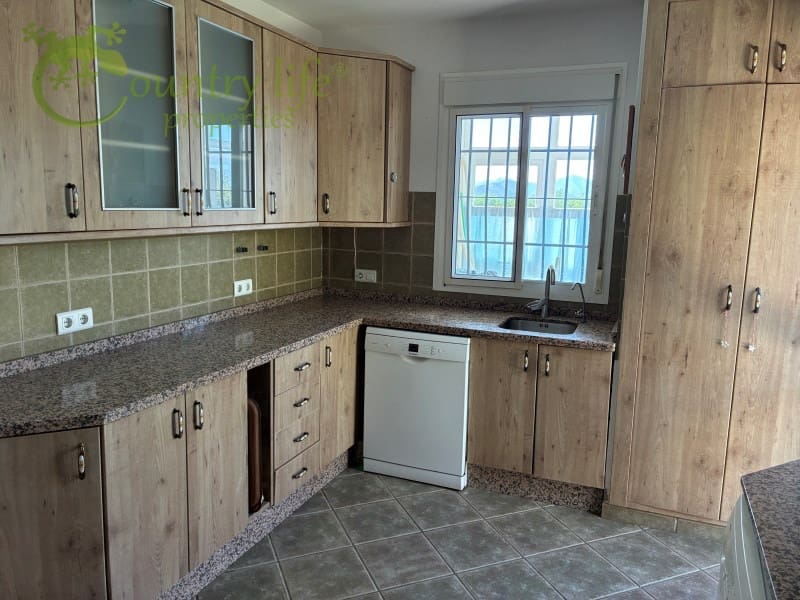 4 sovrum Finca/Hus på landet till salu i Canillas de Aceituno med garage - 345 000 € (Ref: 9999568)