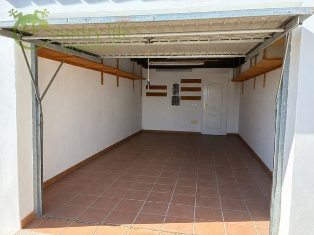4 sovrum Finca/Hus på landet till salu i Canillas de Aceituno med garage - 345 000 € (Ref: 9999568)