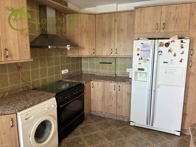 4 sovrum Finca/Hus på landet till salu i Canillas de Aceituno med garage - 345 000 € (Ref: 9999568)