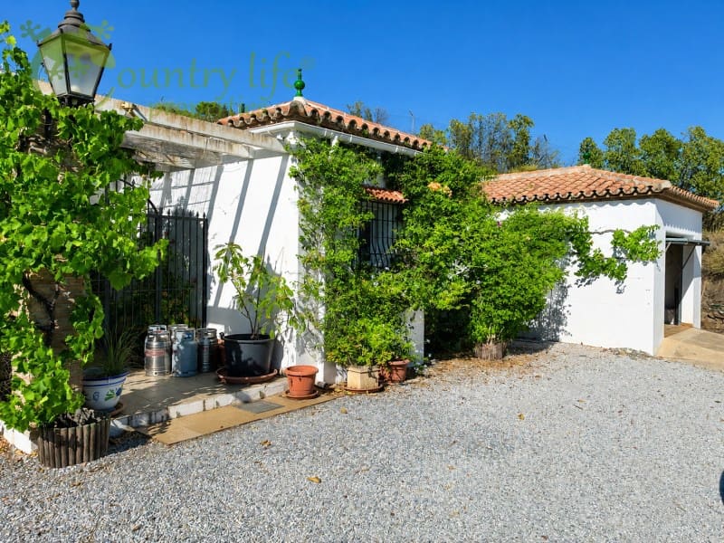 4 sovrum Finca/Hus på landet till salu i Canillas de Aceituno med garage - 345 000 € (Ref: 9999568)