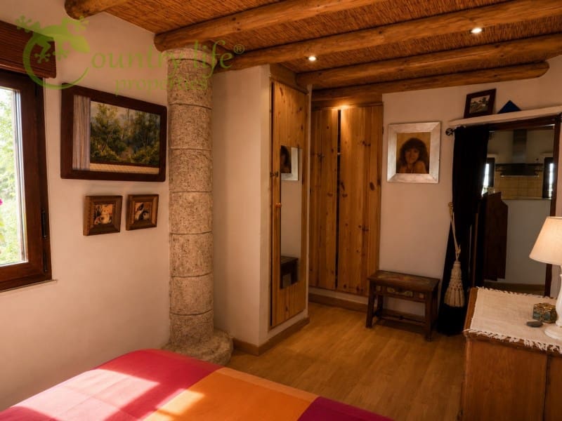 3 makuuhuone Omakotitalo myytävänä paikassa Canillas de Aceituno - 295 000 € (Ref: 9999569)