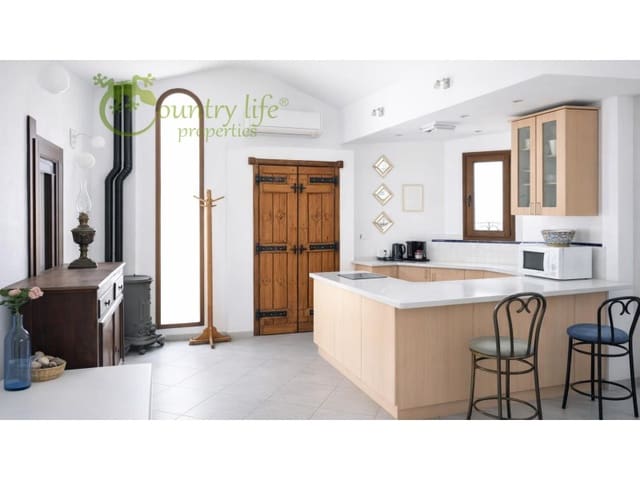 3 slaapkamer Huis te koop in Canillas de Aceituno - € 295.000 (Ref: 9999569)