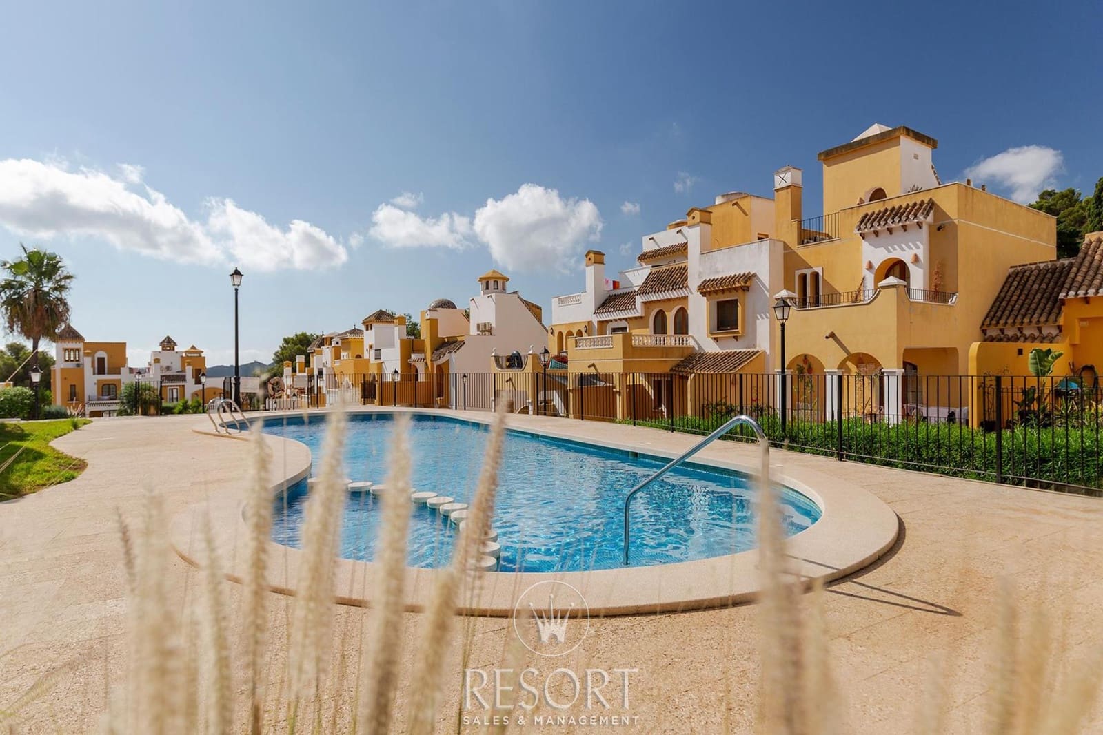 3 bedroom Townhouse for sale in La Manga Club with pool - € 350,000 (Ref: 10014738)