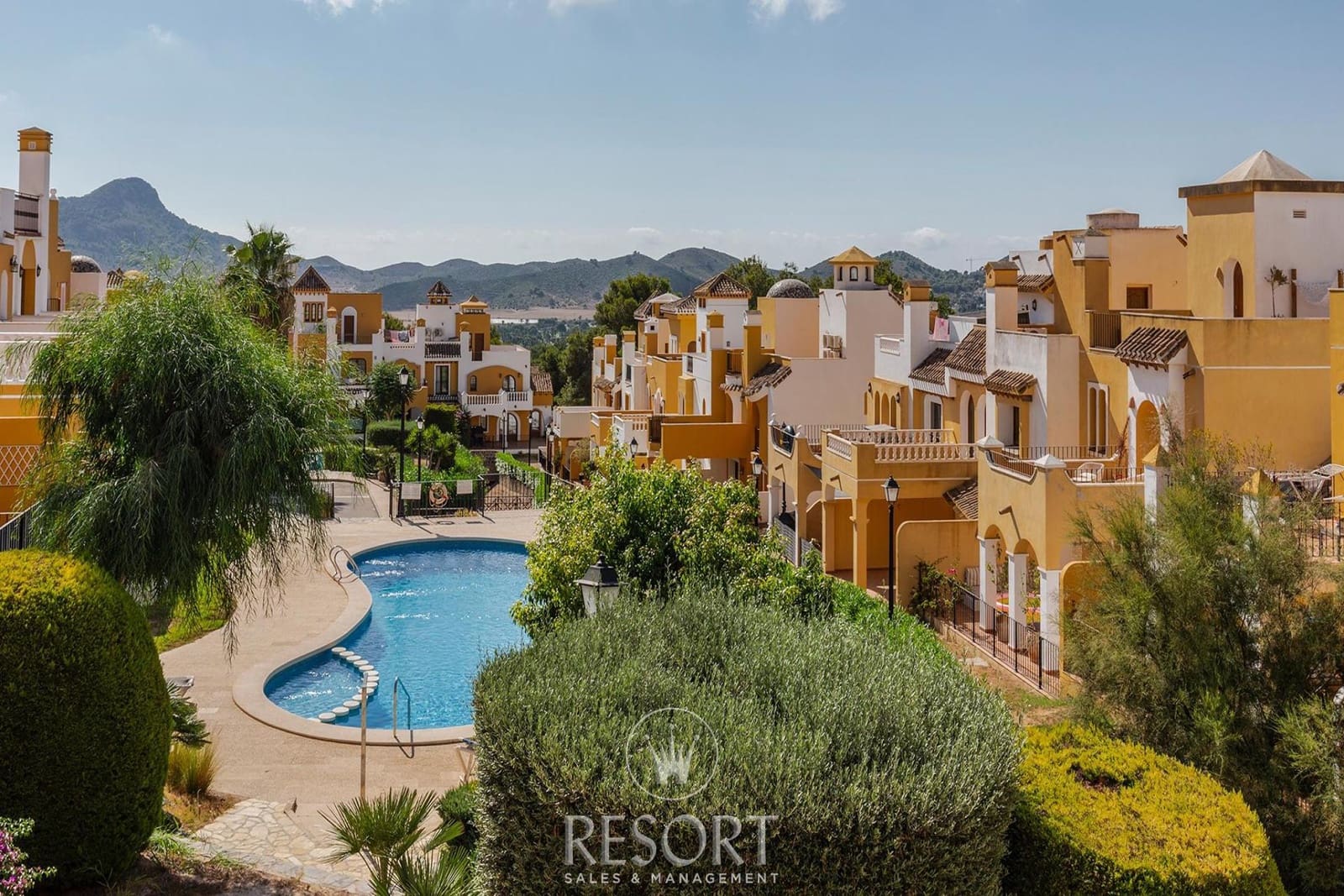 3 bedroom Townhouse for sale in La Manga Club with pool - € 350,000 (Ref: 10014738)