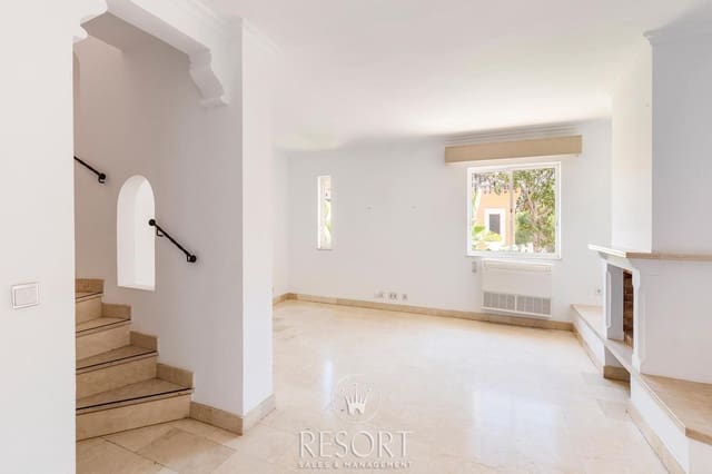 3 soverom Hus til salgs i La Manga Club, Cartagena med svømmebasseng - € 199 000 (Ref: 10016739)