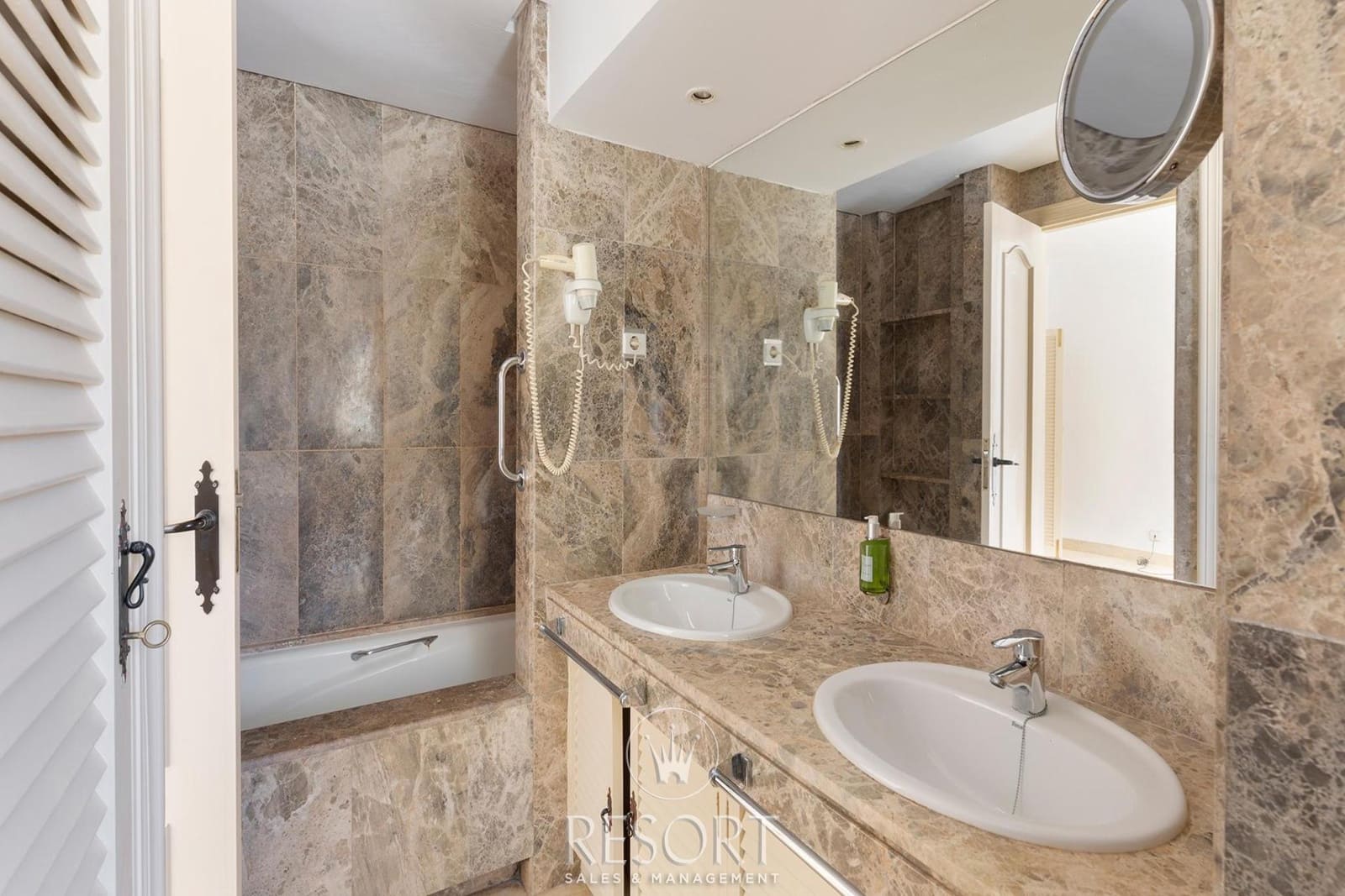 3 soverom Hus til salgs i La Manga Club med svømmebasseng - € 199 000 (Ref: 10016739)