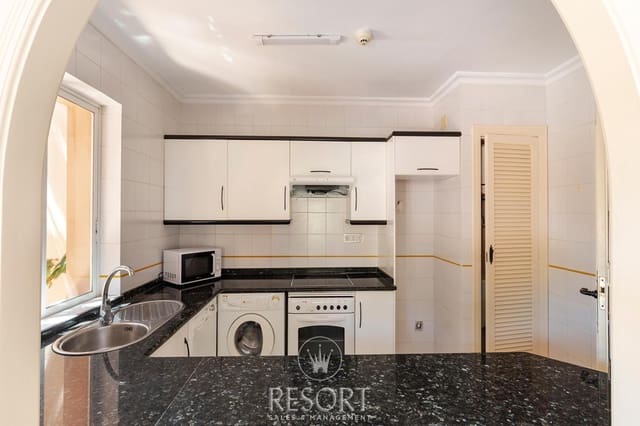 3 soverom Hus til salgs i La Manga Club, Cartagena med svømmebasseng - € 199 000 (Ref: 10016739)