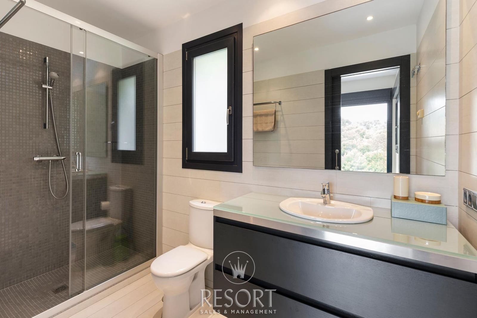 5 bedroom Villa for sale in La Manga Club with pool garage - € 1,750,000 (Ref: 10024552)