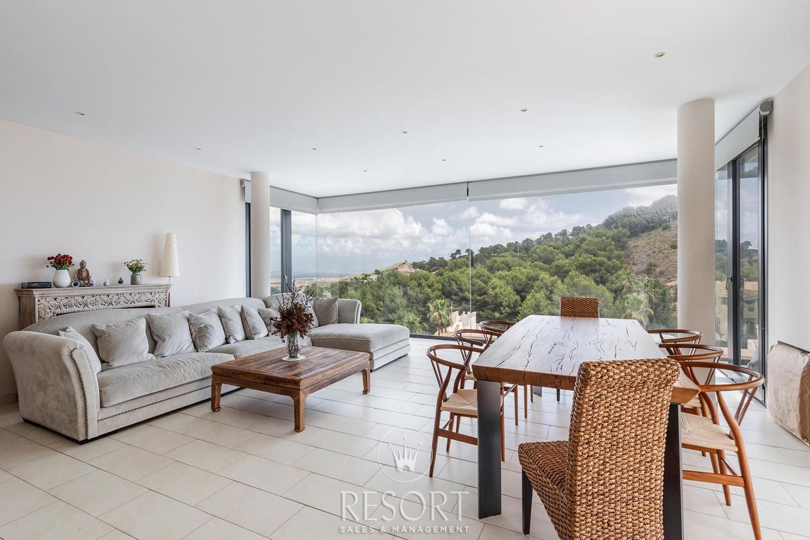 5 bedroom Villa for sale in La Manga Club with pool garage - € 1,750,000 (Ref: 10024552)