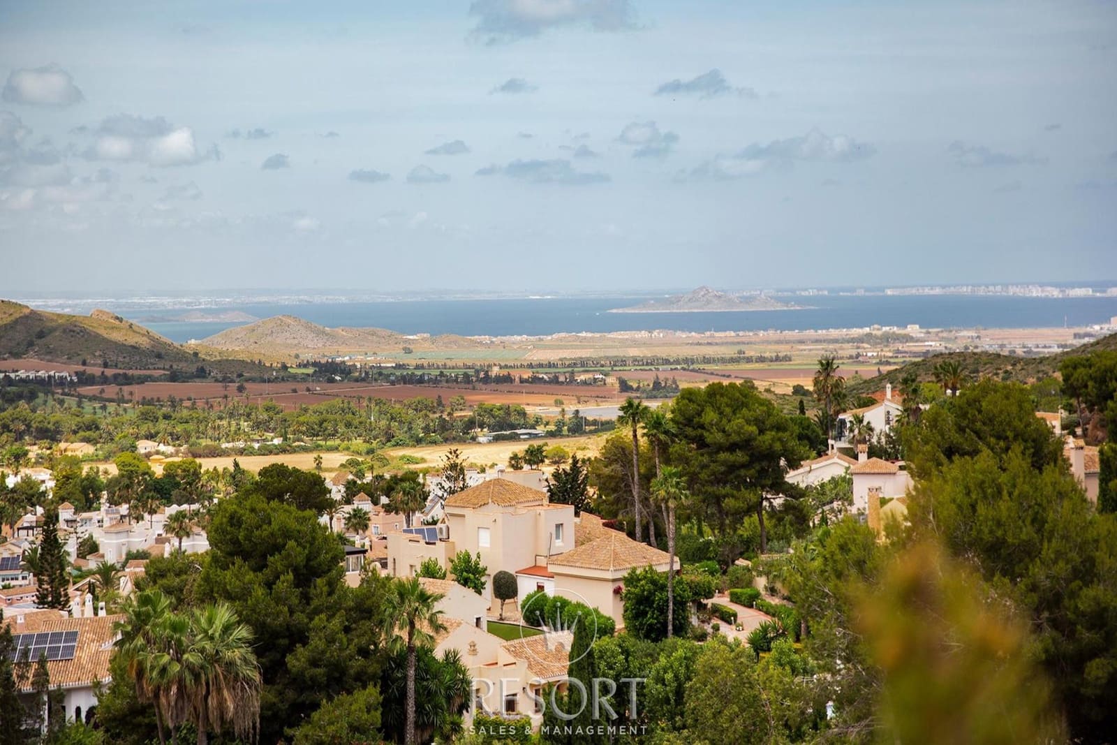 5 bedroom Villa for sale in La Manga Club with pool garage - € 1,750,000 (Ref: 10024552)