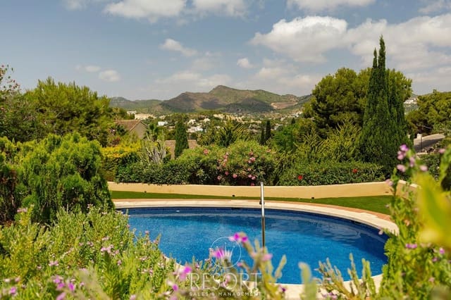 Chalet de 5 habitaciones en La Manga Club, Cartagena en venta con piscina - 1.224.847 € (Ref: 10024553)