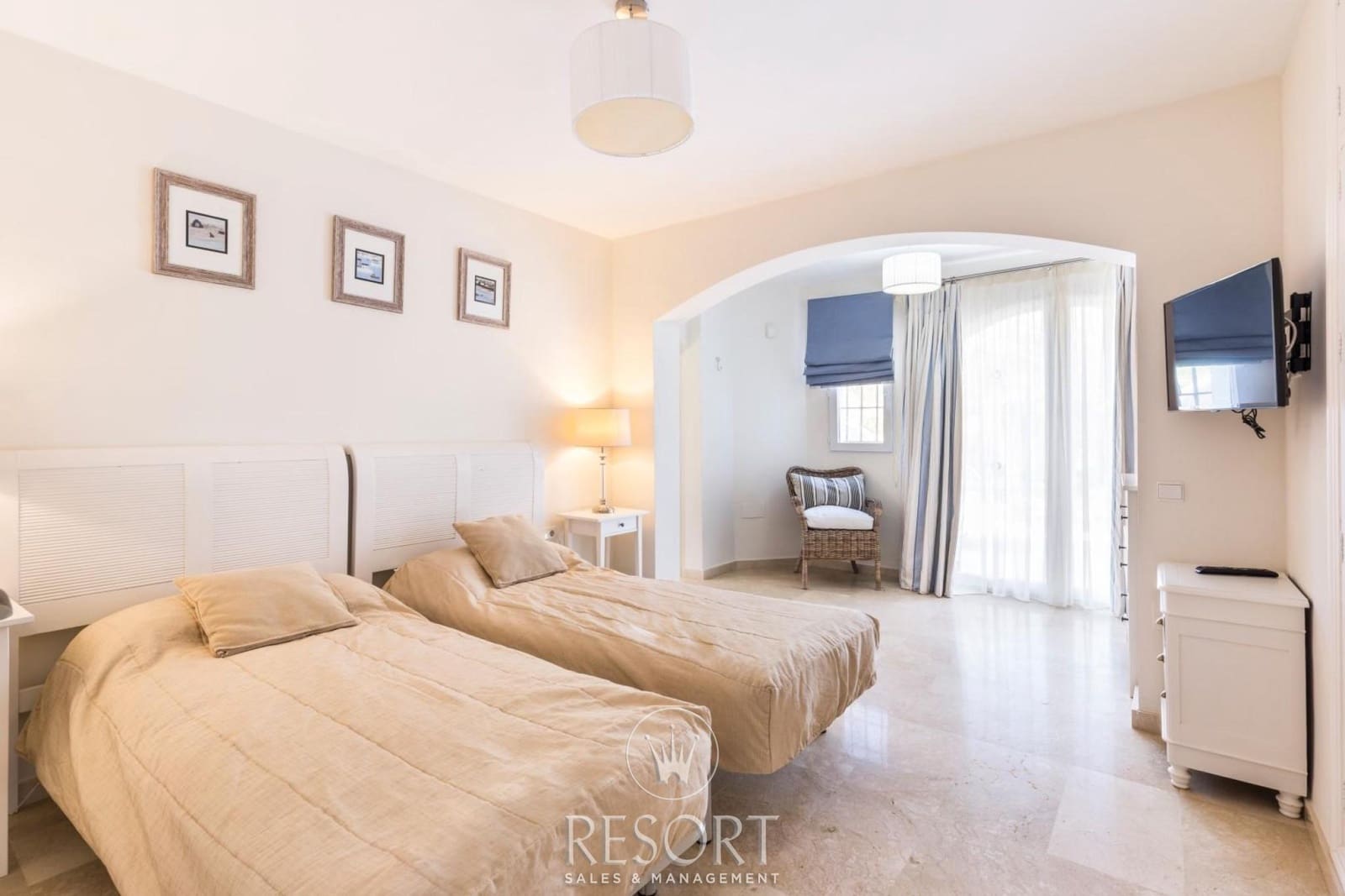 4 bedroom Villa for sale in La Manga Club with pool - € 1,810,578 (Ref: 10024554)