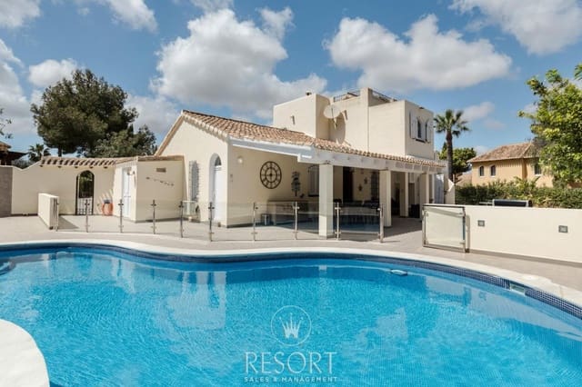 4 bedroom Villa for sale in La Manga Club, Cartagena with pool - € 1,810,578 (Ref: 10024554)