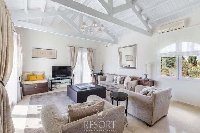 4 bedroom Villa for sale in La Manga Club, Cartagena with pool - € 1,810,578 (Ref: 10024554)