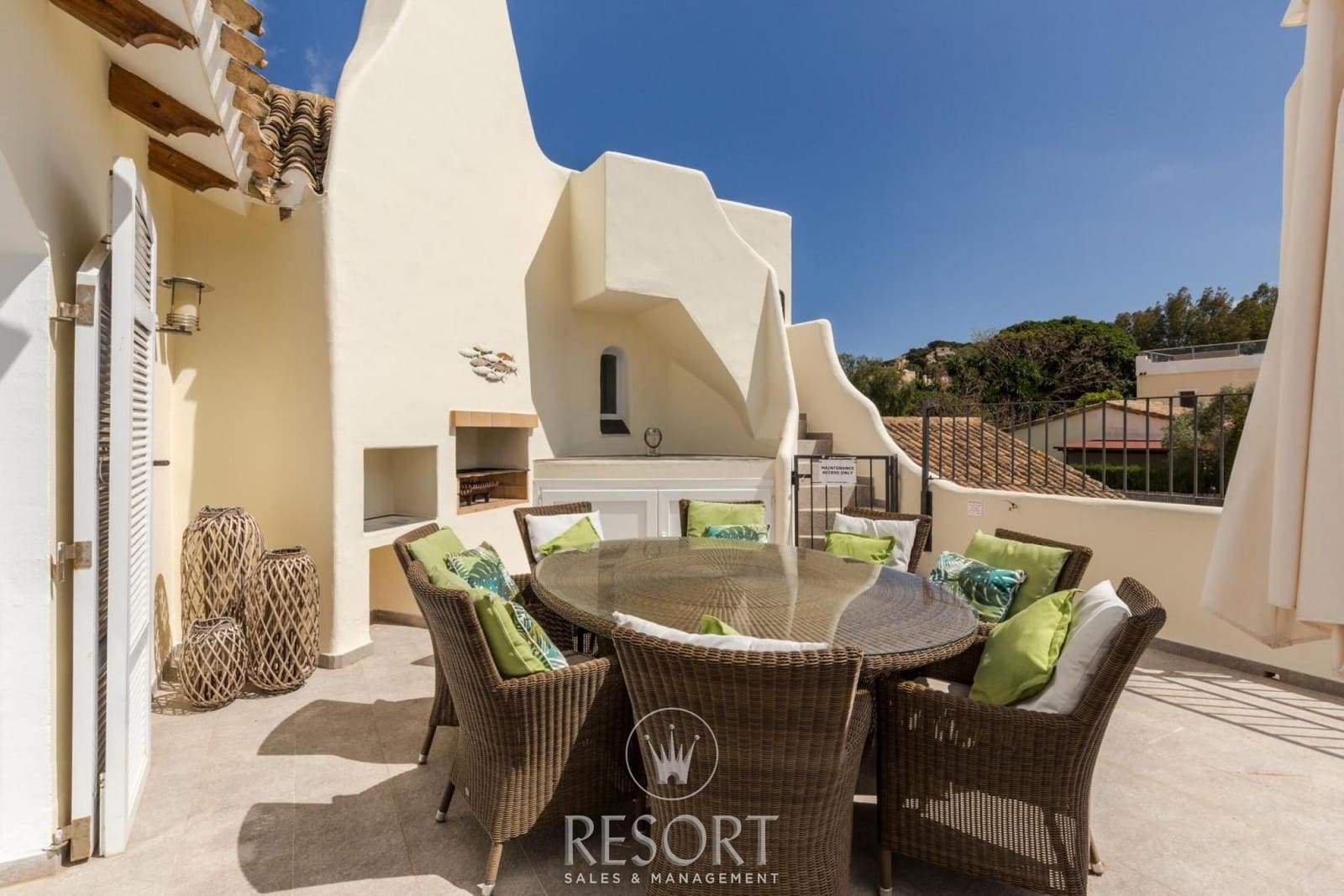 4 bedroom Villa for sale in La Manga Club with pool - € 1,810,578 (Ref: 10024554)