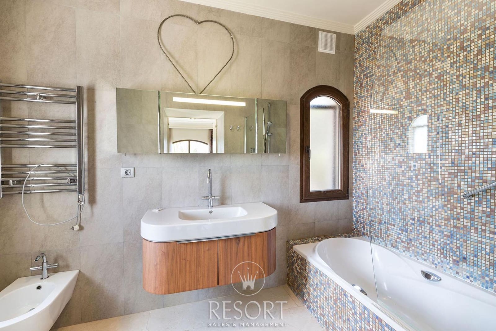 4 Zimmer Villa zu verkaufen in La Manga Club mit Pool Garage - 3.132.476 € (Ref: 5873956)