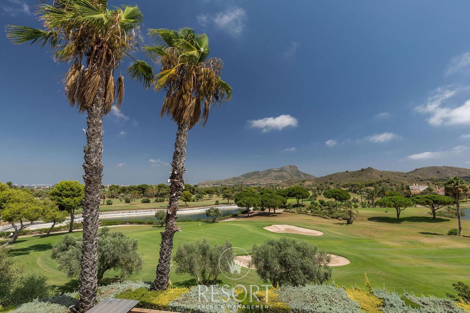 4 Zimmer Villa zu verkaufen in La Manga Club mit Pool Garage - 3.132.476 € (Ref: 5873956)