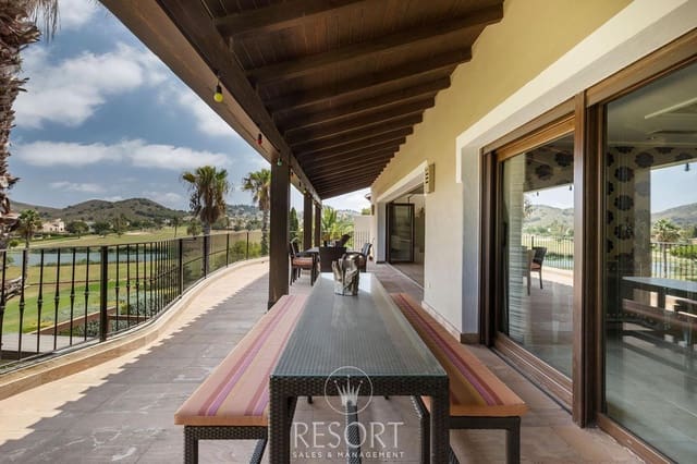 4 Zimmer Villa zu verkaufen in La Manga Club, Cartagena mit Pool Garage - 3.136.763 € (Ref: 5873956)