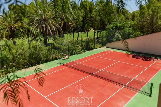 4 sypialnia Willa na sprzedaż w La Manga Club, Kartagena z basenem garażem - 1 961 396 € (Ref: 6539627)