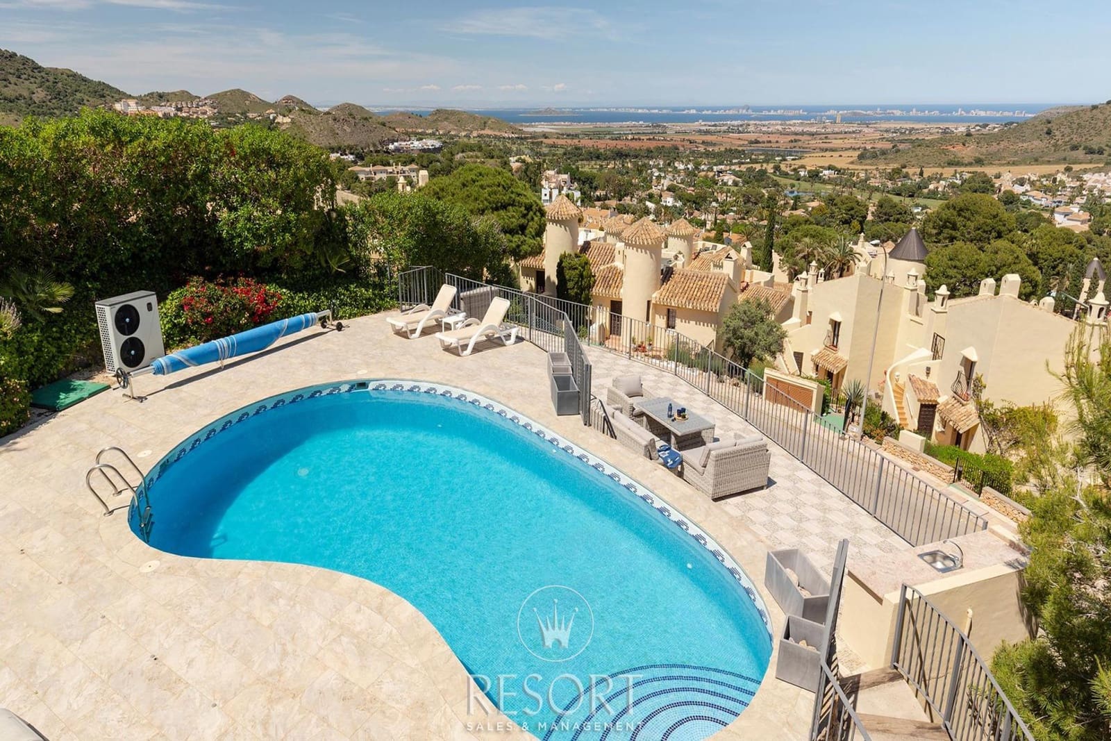 4 chambre Villa/Maison à vendre à Atamaria avec piscine garage - 1 153 556 € (Ref: 6809959)