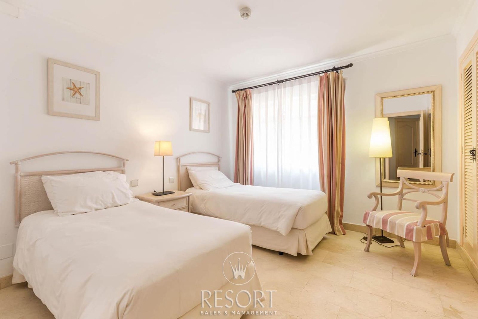 2 soveværelse Byhus til salg i La Manga Club med swimmingpool - € 159.000 (Ref: 7010955)