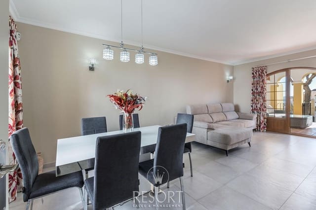 3 soveværelse Byhus til salg i La Manga Club, Cartagena med swimmingpool - € 350.000 (Ref: 7377035)