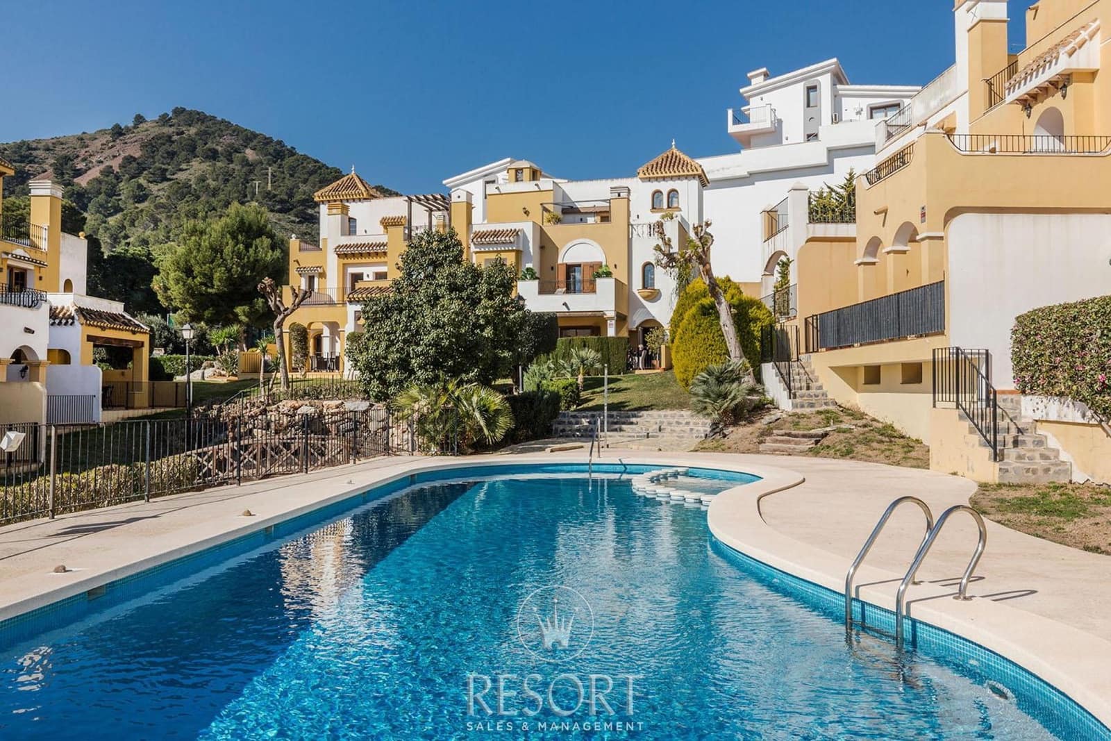 3 soveværelse Byhus til salg i La Manga Club med swimmingpool - € 350.000 (Ref: 7377035)