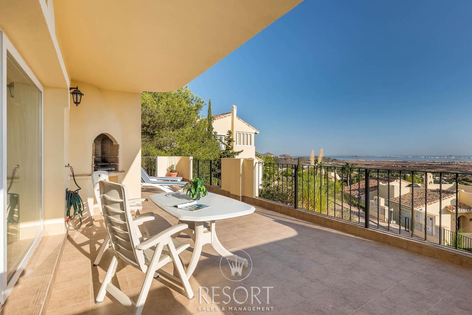 3 bedroom Apartment for sale in La Manga Club with pool - € 400,229 (Ref: 7542472)